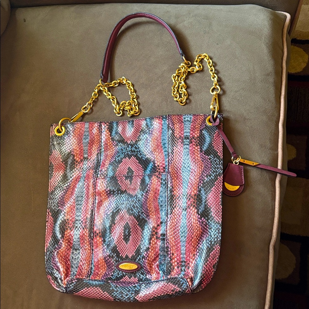 New Tahari Crossbody Snake patter Gold chain Straps